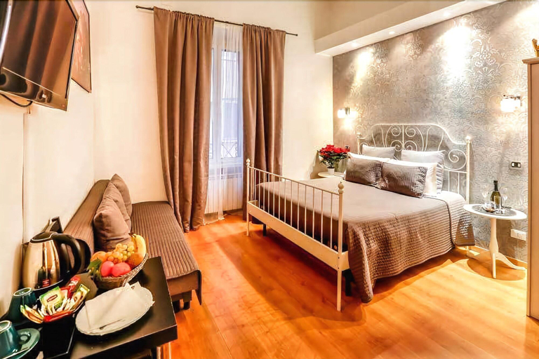 Bedroom 1, Vanella Rome Domus, Rome