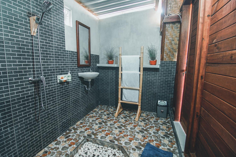 Bathroom 4, Bunbulan Cottage Lake View, Bangli