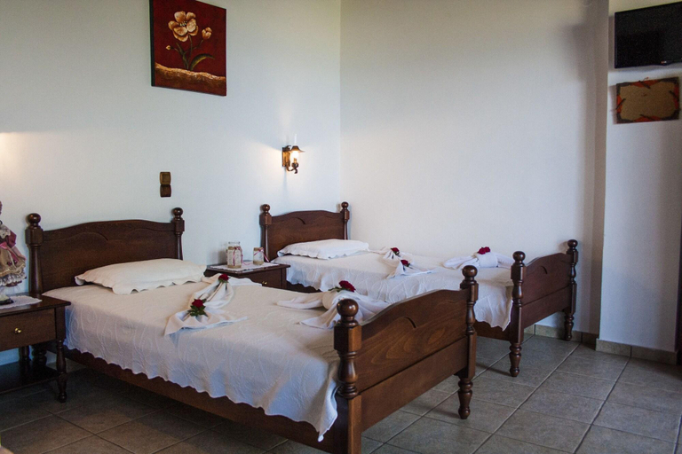 Bedroom 3, Kavoussi Resort, Crete