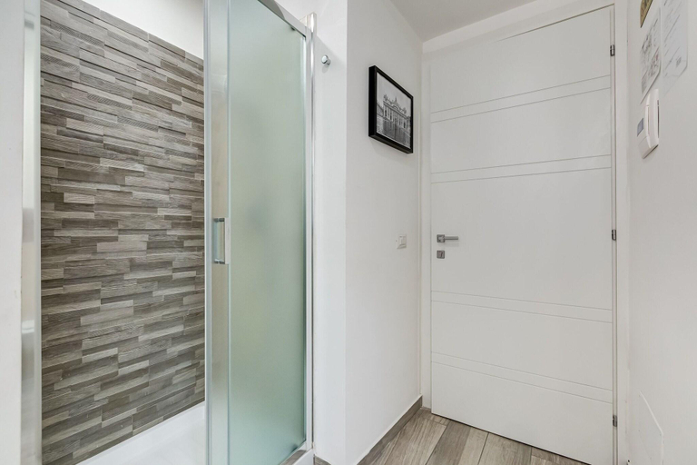 Room 2, Maison Risorgimento, Rome