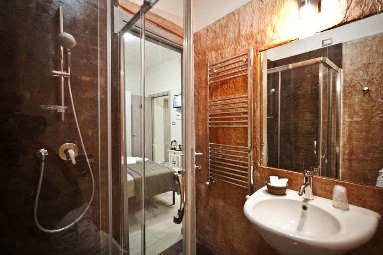 Bathroom 4, La Residenza Di Michelangelo, Florence