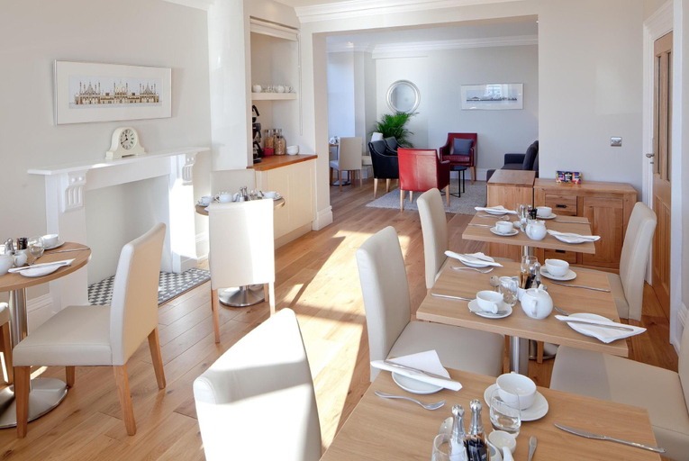 Food & Drinks 5, A Room With A View, Brighton and Hove