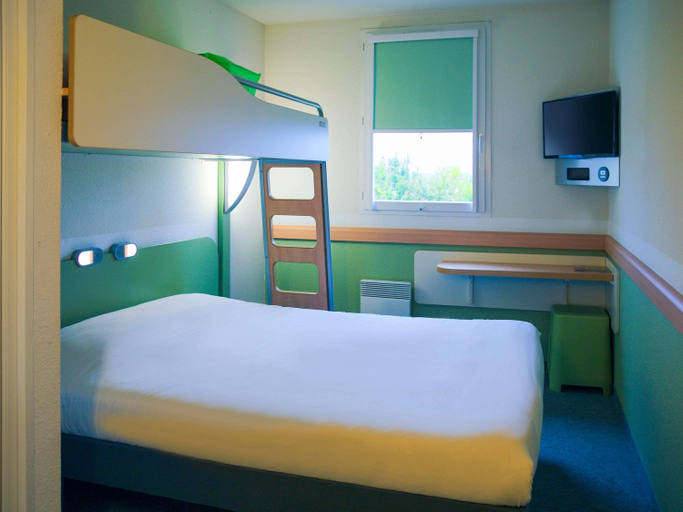 Bedroom 3, ibis budget Niort Est La Creche, Deux-Sèvres