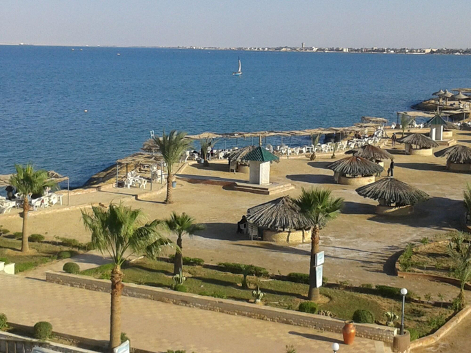 Beach 4, Fanara Apartments Armed Forces, Fa'id