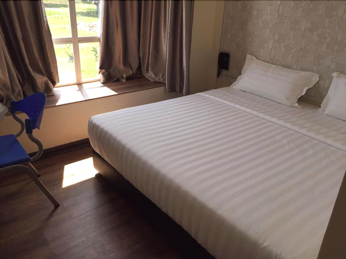 Bedroom 4, Expo Hotel, Labuan