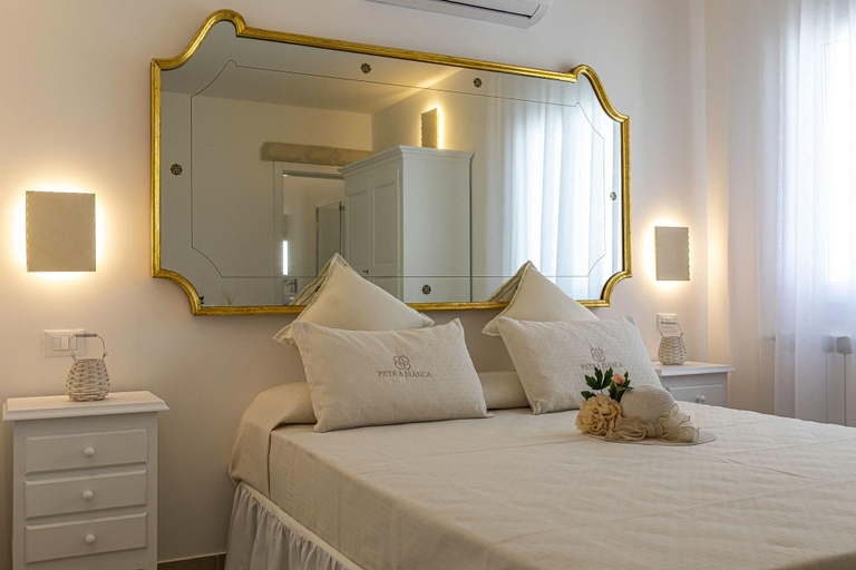 Bedroom 3, Petra Bianca, Lecce