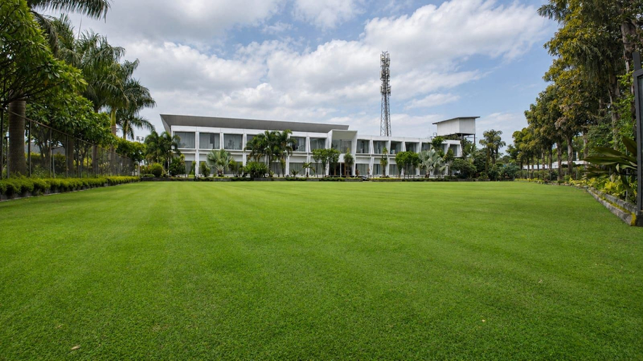 Others 4, THE DEMOCRACY HOTEL & RESORT, Nashik