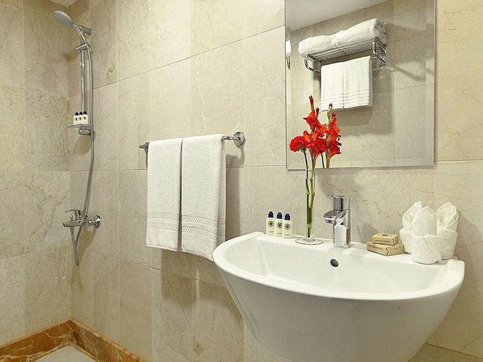 Bathroom, Al Thuria Hotel, Makkah