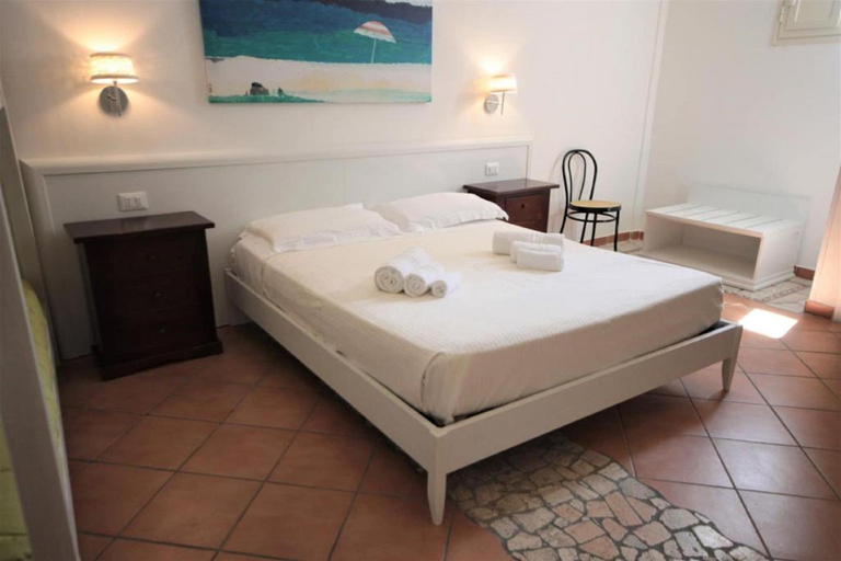 Room 4, Pensione Solaris, Lecce