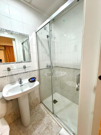 Bathroom 4, Hostal El Altet, Alicante