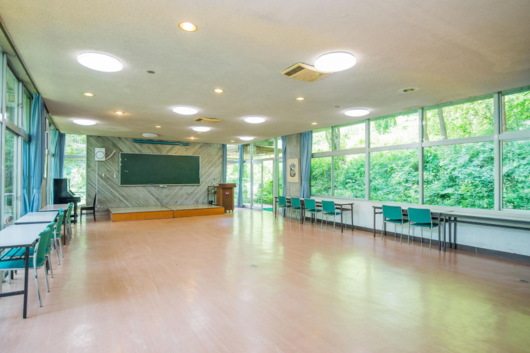 Lobby 3, YMCA International Youth Center TOZANSO, Gotemba