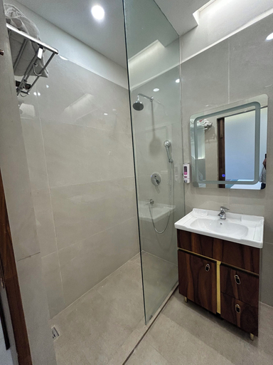 Bathroom 4, Hotel Prime Elvista, Sahibzada Ajit Singh Nagar