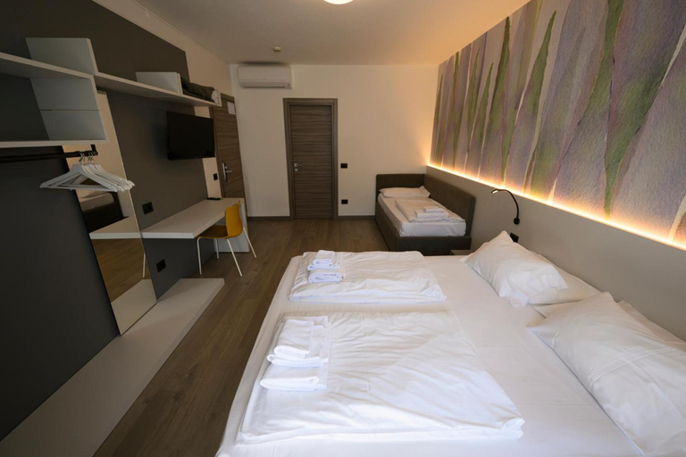Bedroom 4, Eden, Trento