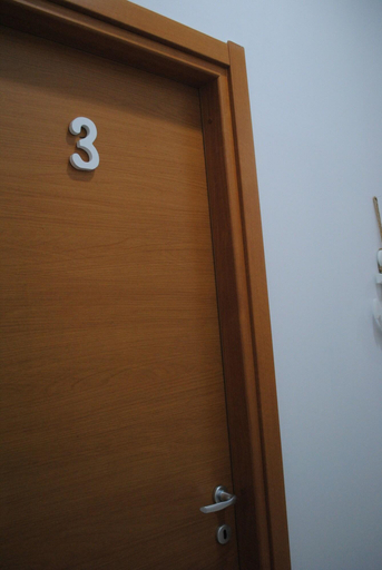 Bathroom 5, Molo 5, Napoli