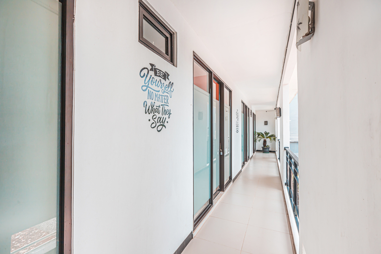 Lobby 3, 1742 Safa Alya, Bekasi