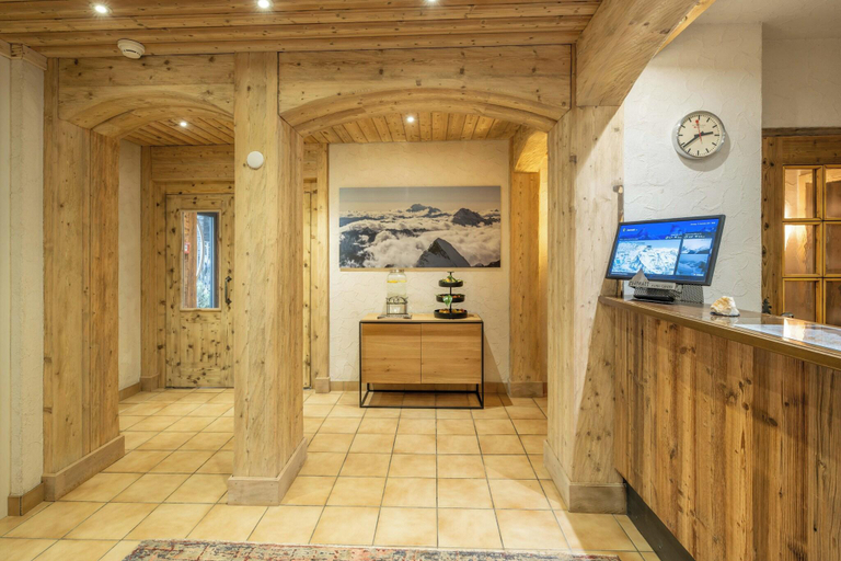 Public Area 3, Hotel Sarazena, Visp
