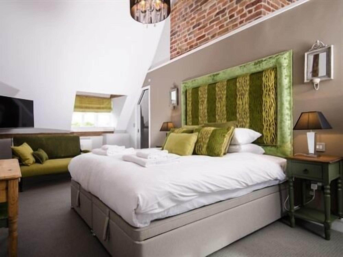 Bedroom 3, The Dog At Wingham, Kent