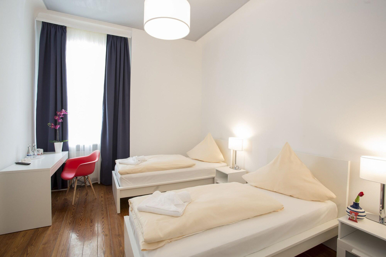 Bedroom 4, Hotel Mille Stelle City, Heidelberg