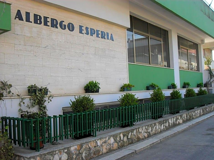 Exterior & Views 2, Hotel Esperia, Bari
