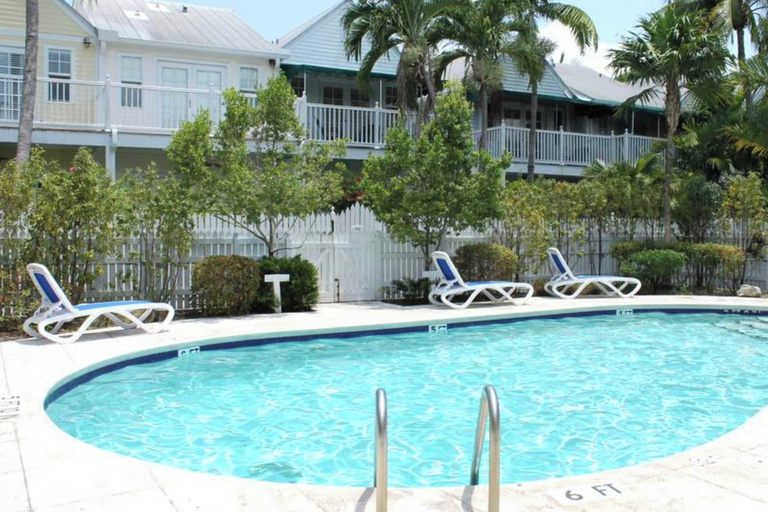 Sports and Entertainment, Bahamian Reed By Avantstay Walk To Everything W, Monroe