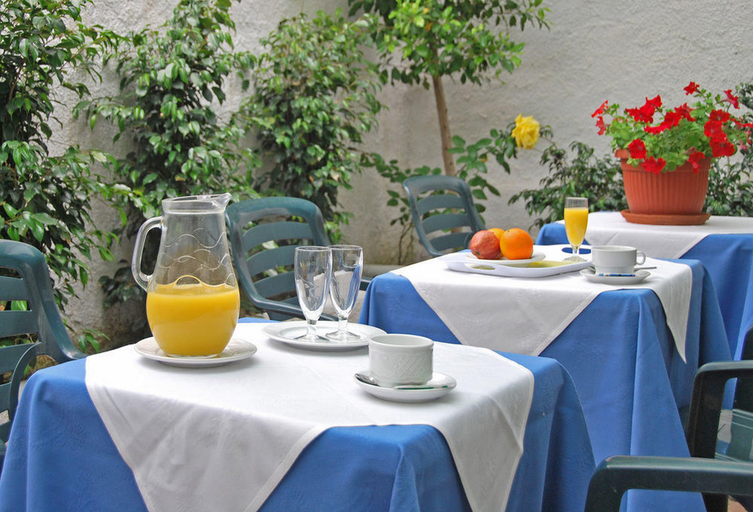 Food & Drinks 5, Hotel Piccadilly Sitges, Barcelona
