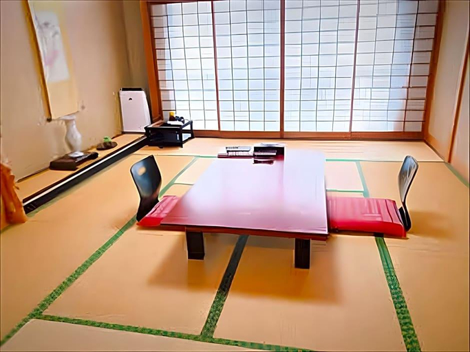 Bedroom 3, Ikonaso, Izunokuni