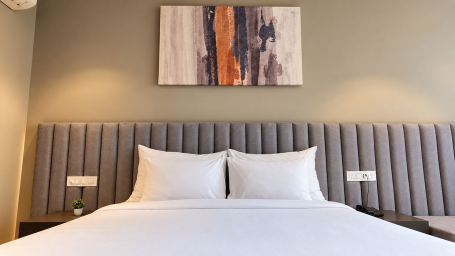 Bedroom 1, THE DEMOCRACY HOTEL & RESORT, Nashik