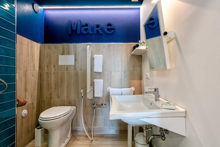 Bathroom 4, Manzoni Elements, Messina