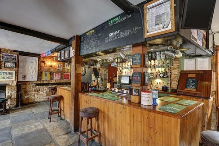 Food & Drinks 4, Volunteer Inn, Gloucestershire