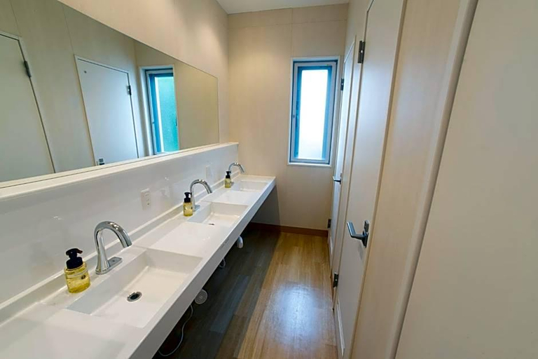 Bathroom 4, Hostel Sunterrace Ishigaki, Ishigaki