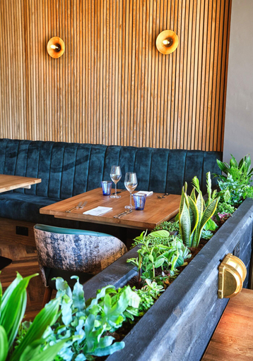 Restaurant 2, Llanerch Vineyard, Rhondda, Cynon, Taff