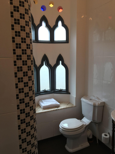 Bathroom 4, The Godwins, Herefordshire
