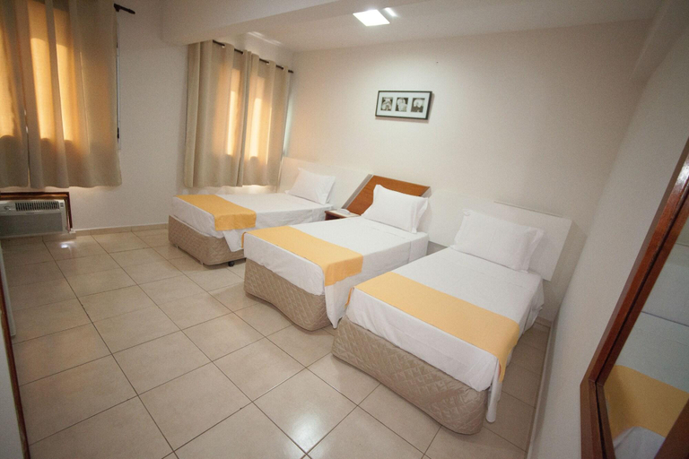 Bedroom 3, La Paros Hotel, São Carlos
