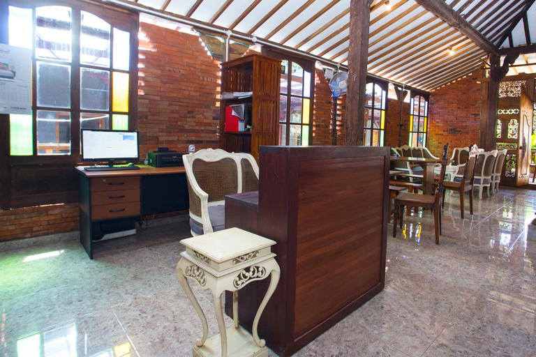Public Area 2, Spot On 2761 Pondok Kartini, Jepara