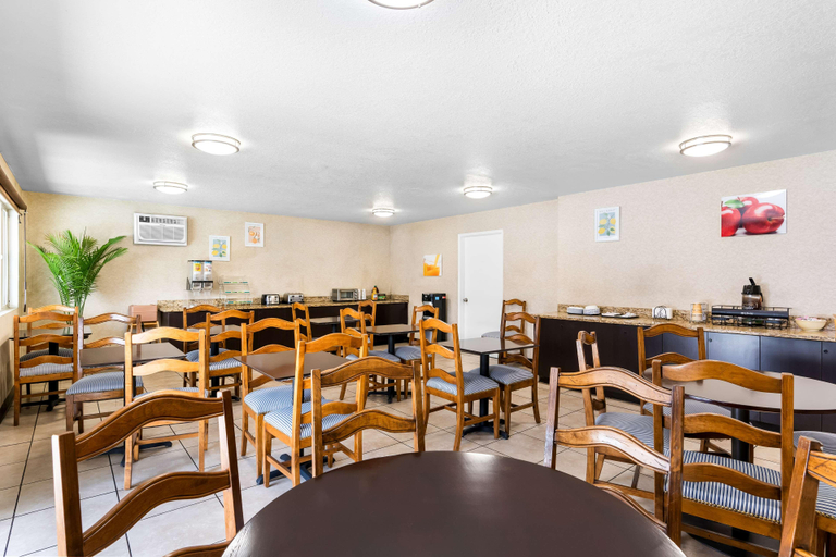 Food & Drinks 4, Quality Inn Yakima, Yakima