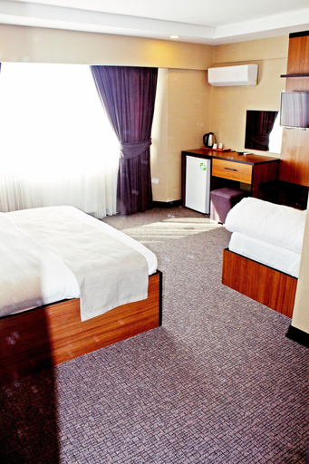 Bedroom 2, Green Palmiye Hotel, Avcılar