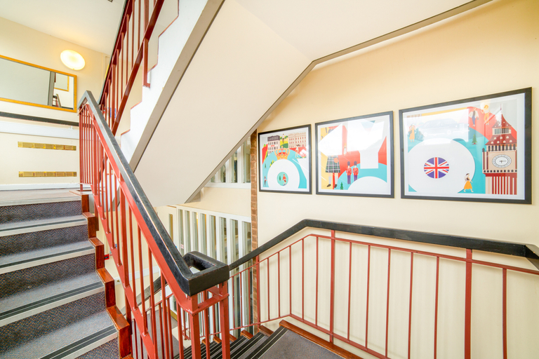 Lobby 3, OYO The Chiltern Hotel, Luton