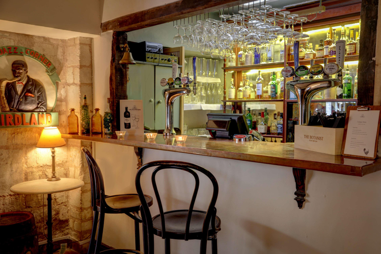 Food & Drinks 5, The Moonraker Hotel, BW Signature Collection, Wiltshire