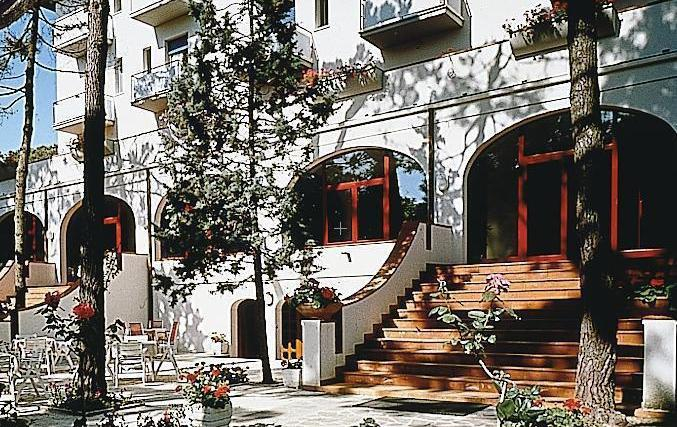 Exterior & Views 2, Deanna Golf, Ravenna