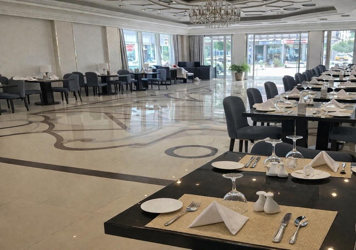 Food & Drinks 5, Carawan Alkhaleej Hotel, Riyadh