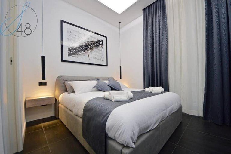 Room 5, Suite Quarantotto Luxury House, Napoli