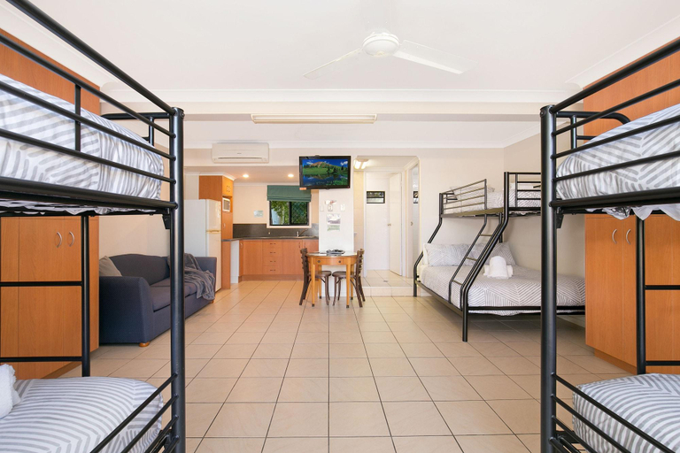 Room 5, The Sleep Factory, Gladstone
