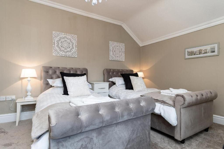Room 5, The Lansdowne Hotel, Conwy