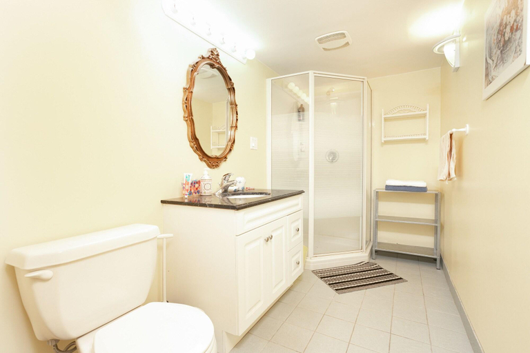 Bathroom 4, Lily S Garden, Queens