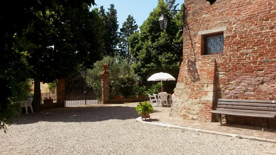 General view 4, B B Le Logge Di Sopra, Siena