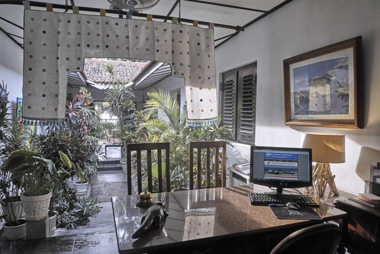 Public Area, The Icebear Guesthouse, Negombo