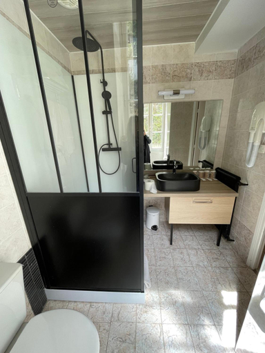 Bathroom 3, Le Mirval, Alpes-Maritimes