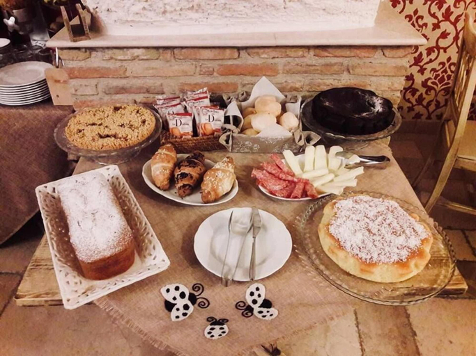 Food & Drinks 5, B&B Liù Palazzo Ducale, Foggia