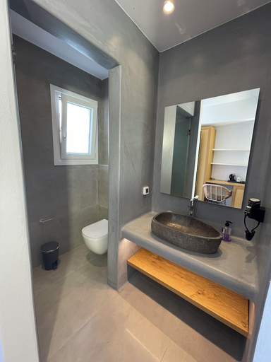Room 3, Pelagos Studios, South Aegean