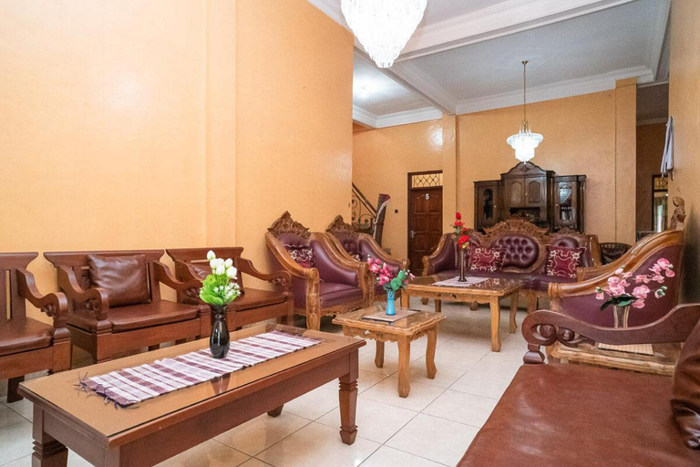 Lobby 4, Koolkost Syariah Jalan Cangkringan Kaliurang, Sleman
